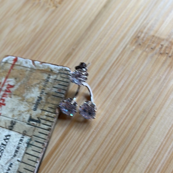 Barneys Kenneth Jay Lane CZ post earrings - Picture 3 of 4